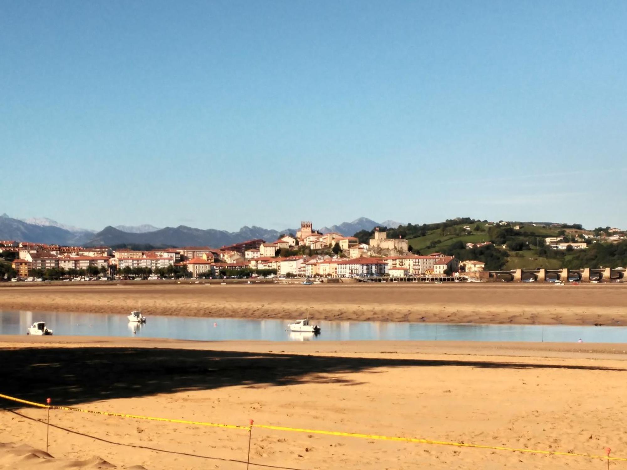 Appartement Apartamento A 30 Metros De La Playa à San Vicente De La Barquera Extérieur photo